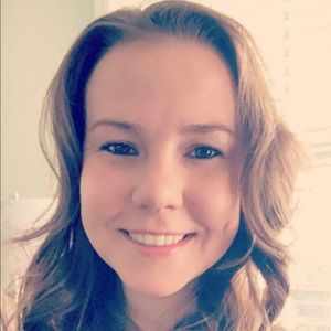 Meet your Posher, Brittnee